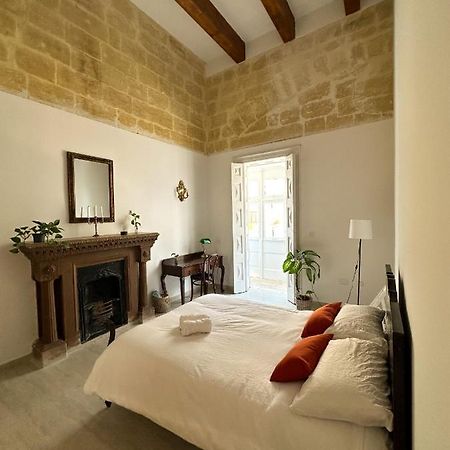 L'Artist Casa Micallef Ostello La La Valletta Esterno foto