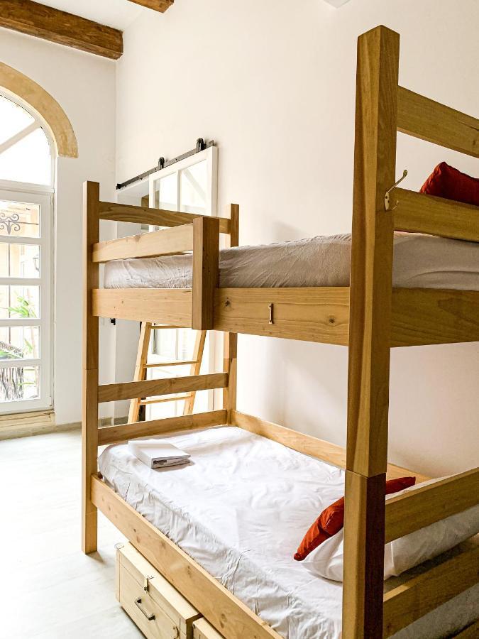 L'Artist Casa Micallef Ostello La La Valletta Esterno foto